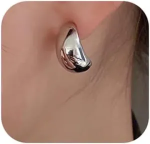 Jumwrit Small Bean Stud Earrings Geometric C Shape Minimalist Earrings for Women（Silver）