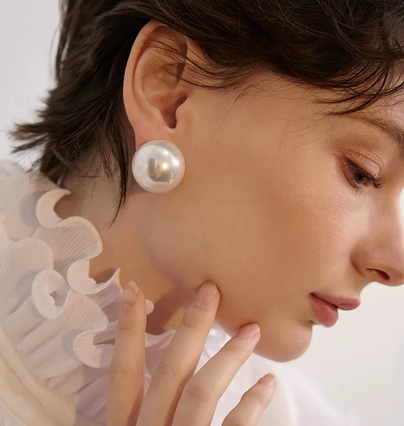 Large Pearl Studs | Style No. 162