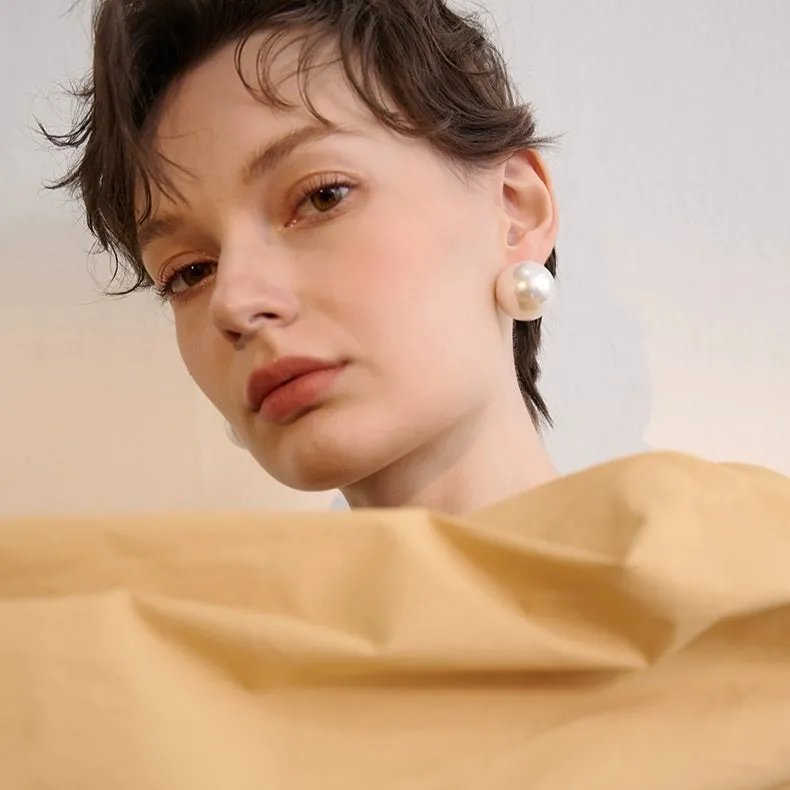 Large Pearl Studs | Style No. 162