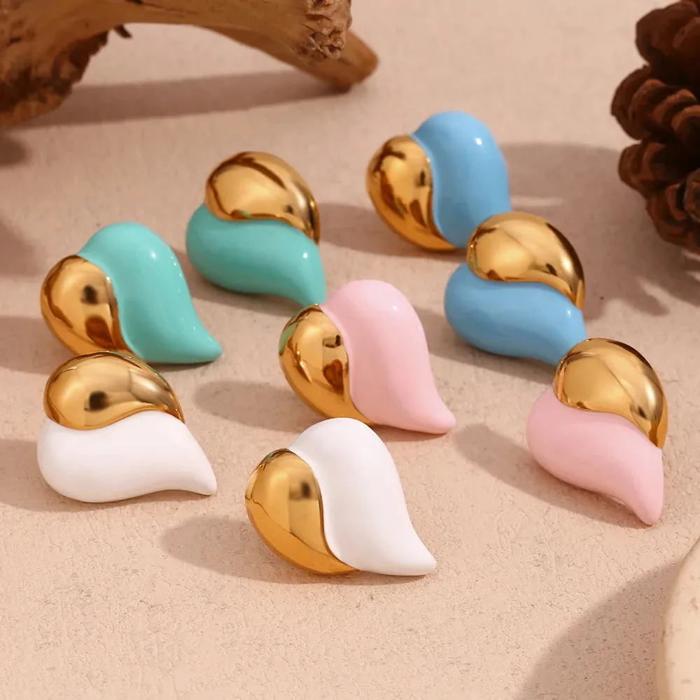 Metal Contrasting Enamel Heart Earrings