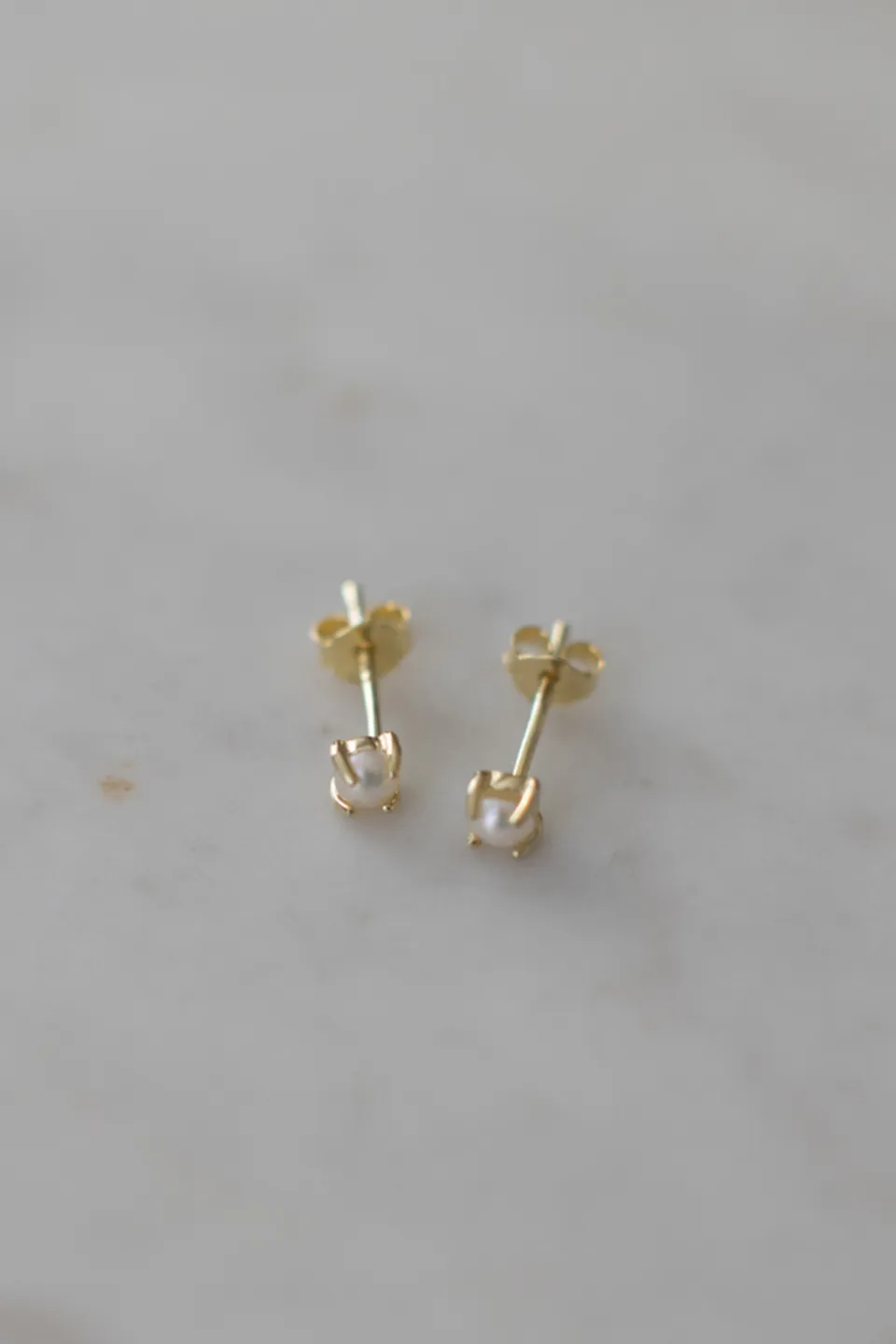 Mini Pearl Stud Earrings Gold