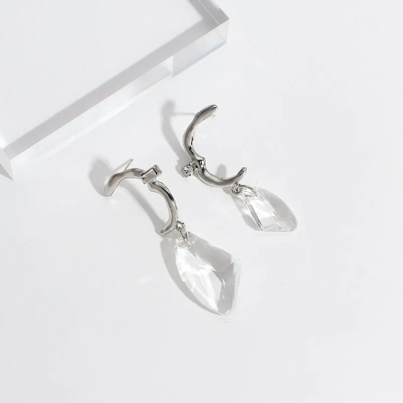 Modern Fashion Transparent Acrylic Geometric Statement Earrings
