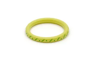 Narrow Zest Carved Bangle