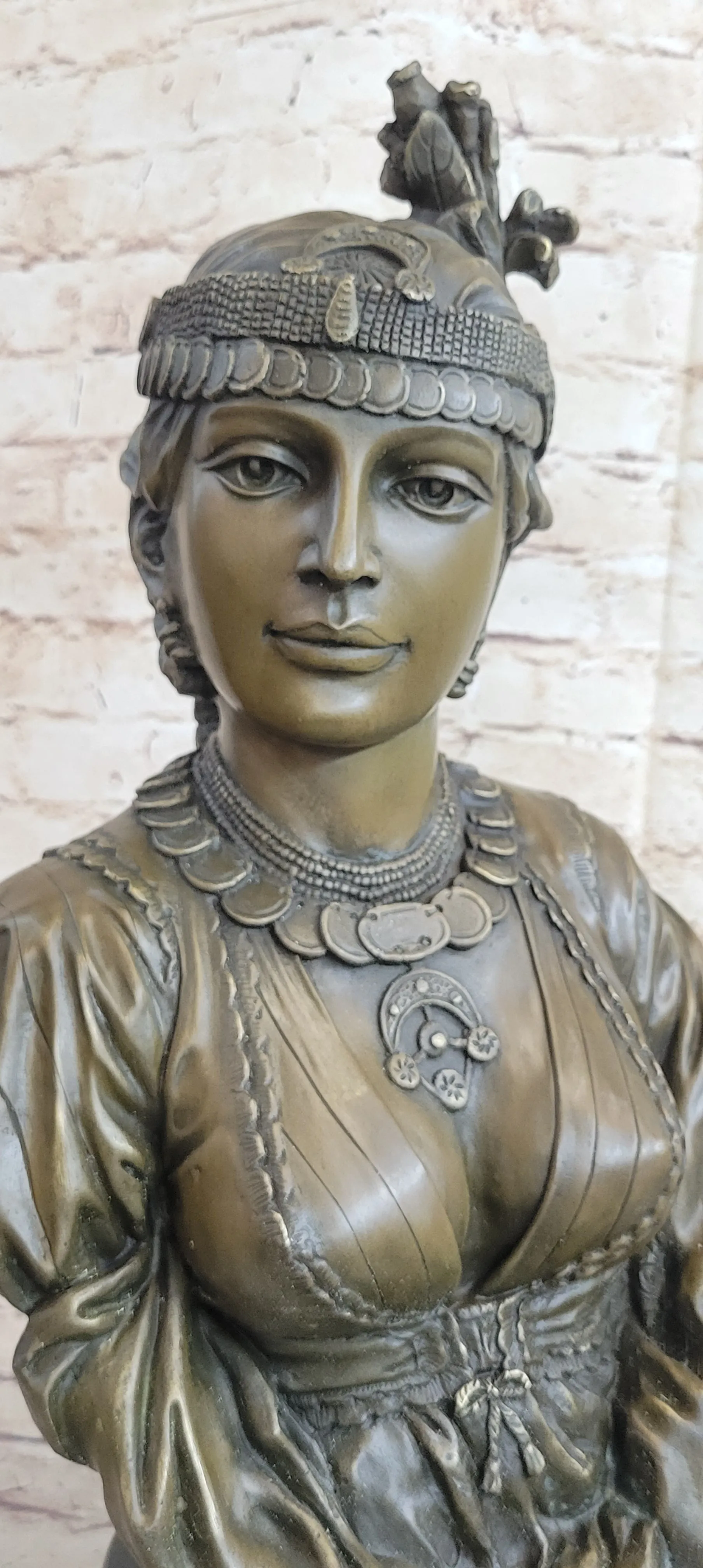 Native American Bust of Woman Pocahontas Bronze Statue Sculpture Figure 19" x 11"