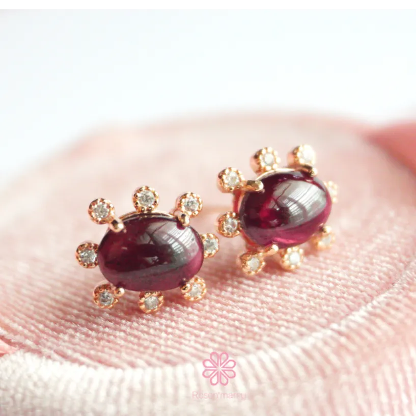 Natural Garnet Stud Earrings Sterling Silver925.