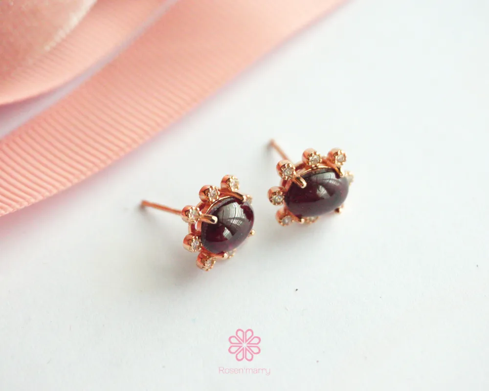 Natural Garnet Stud Earrings Sterling Silver925.