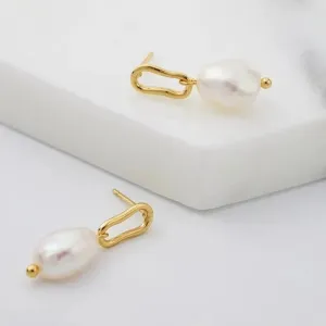 Nikkita Earring