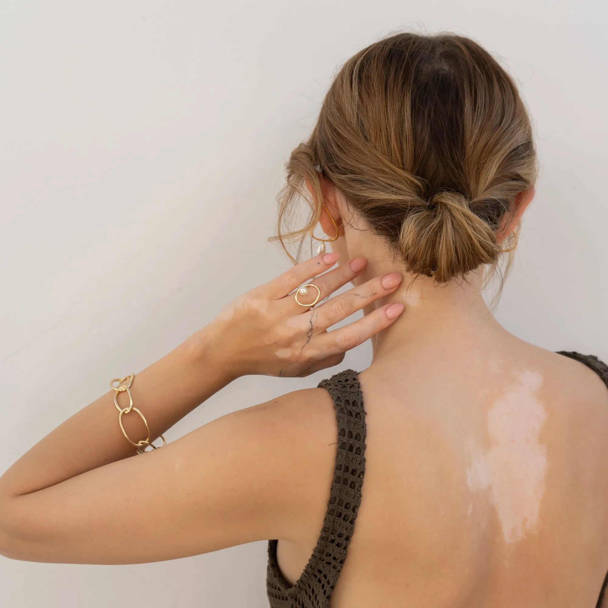 Oval Pearl Ring