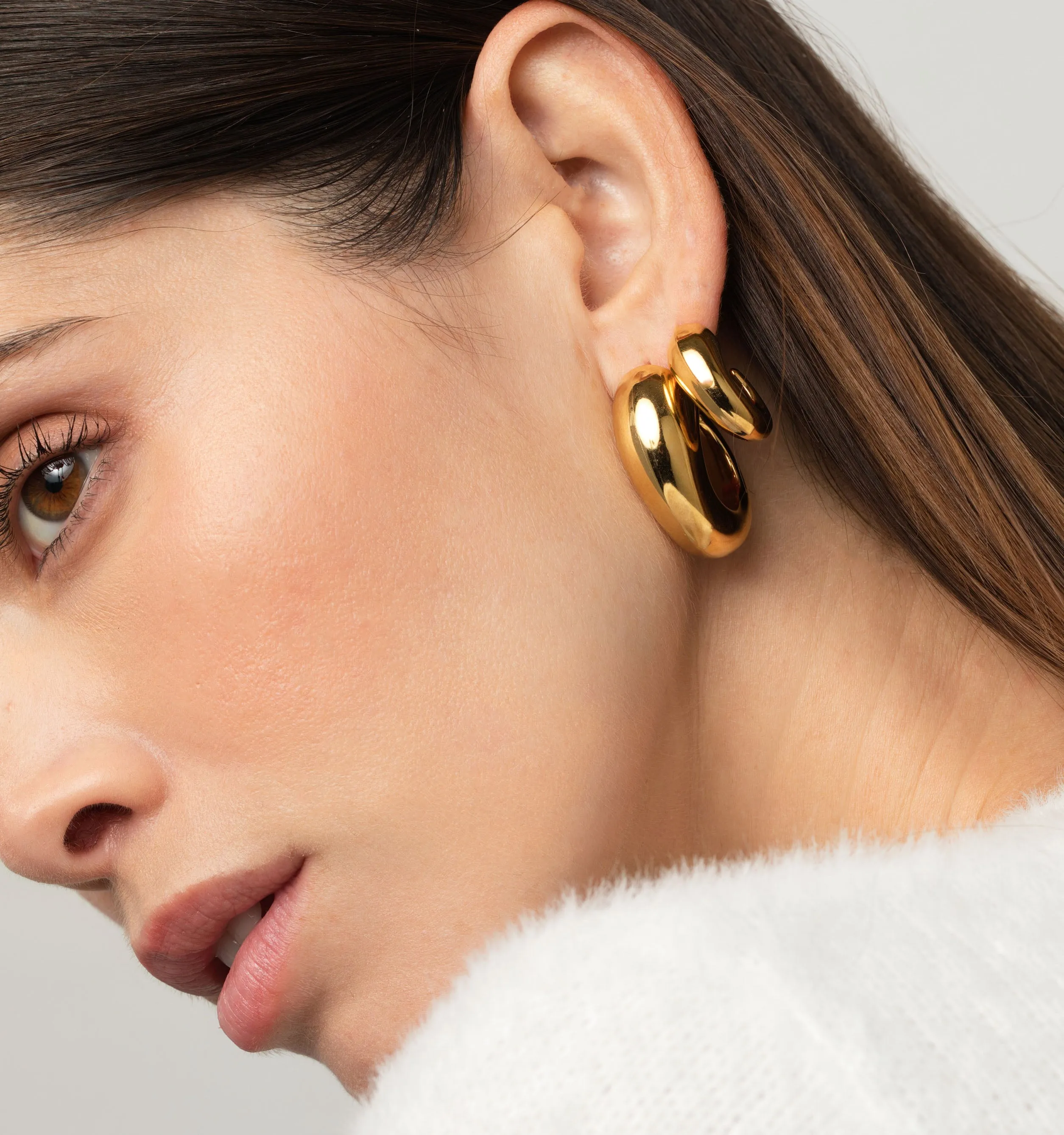 Paloma Swirl Hoops - Medium