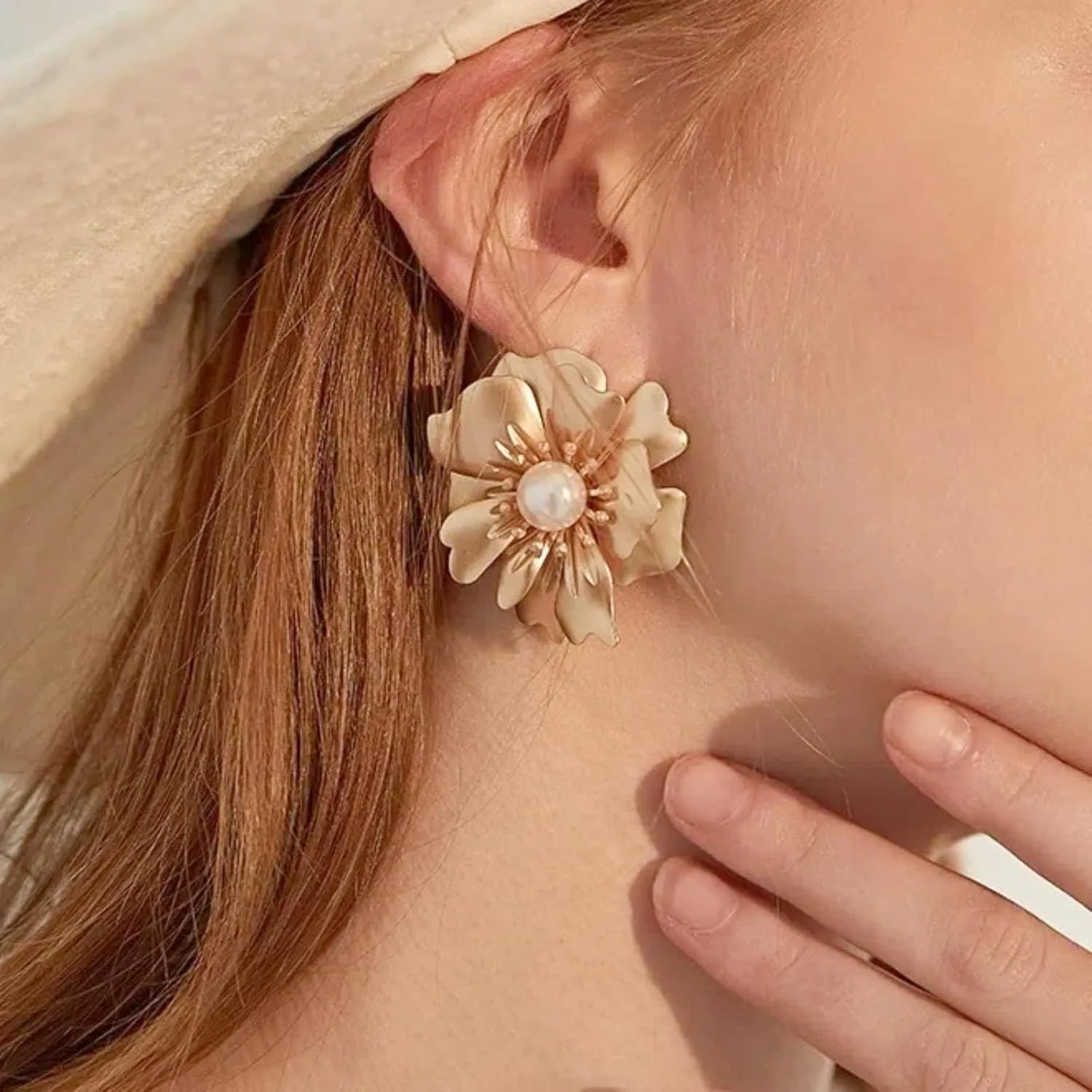 Pearl Flower Earrings for Women, Bohemian minimalist chic 14K gold-plated stud earrings, 925 silver jewelry gifts