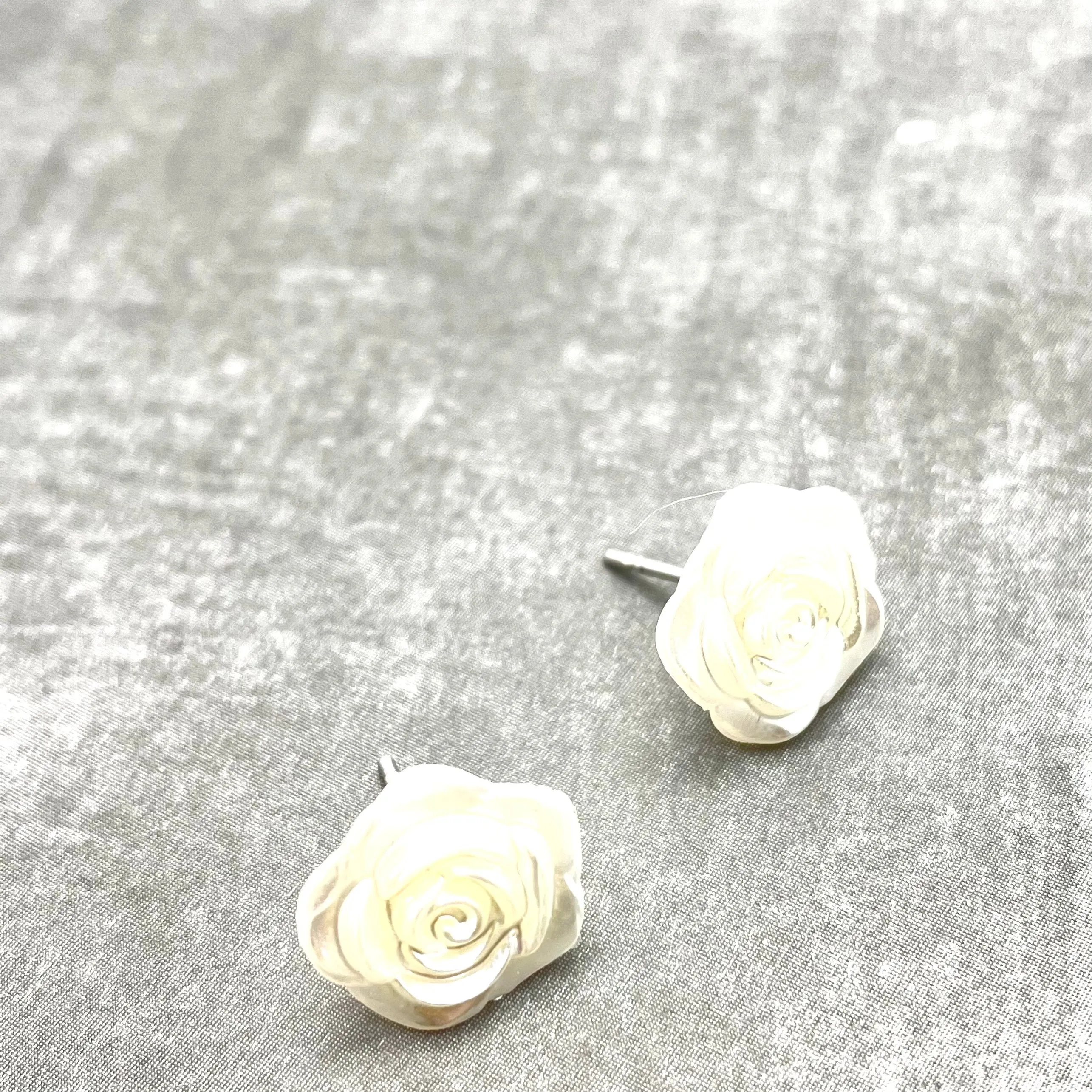 Pearly Ivory Rose Button Stud Earrings