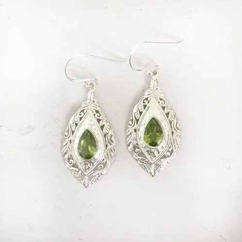 Peridot Facetted Silver Carved Earring