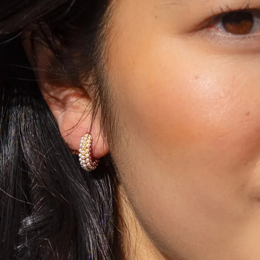 Peter   June: Pearl Mini Dot Round Hoops