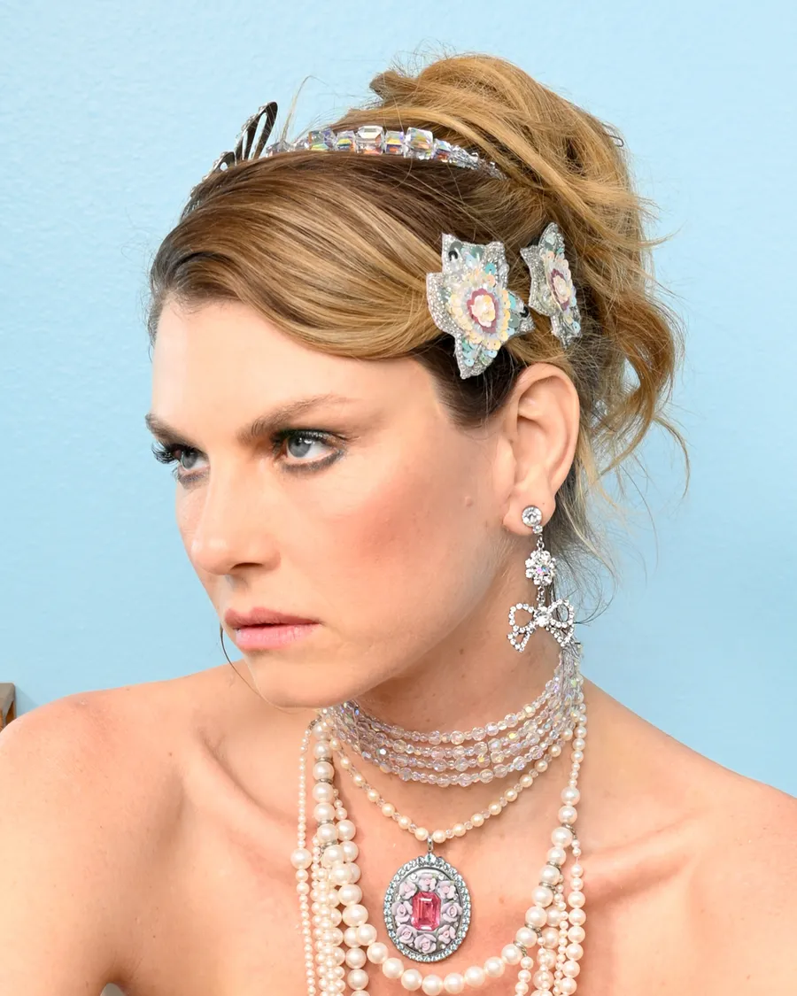 PIROUETTE EARRINGS