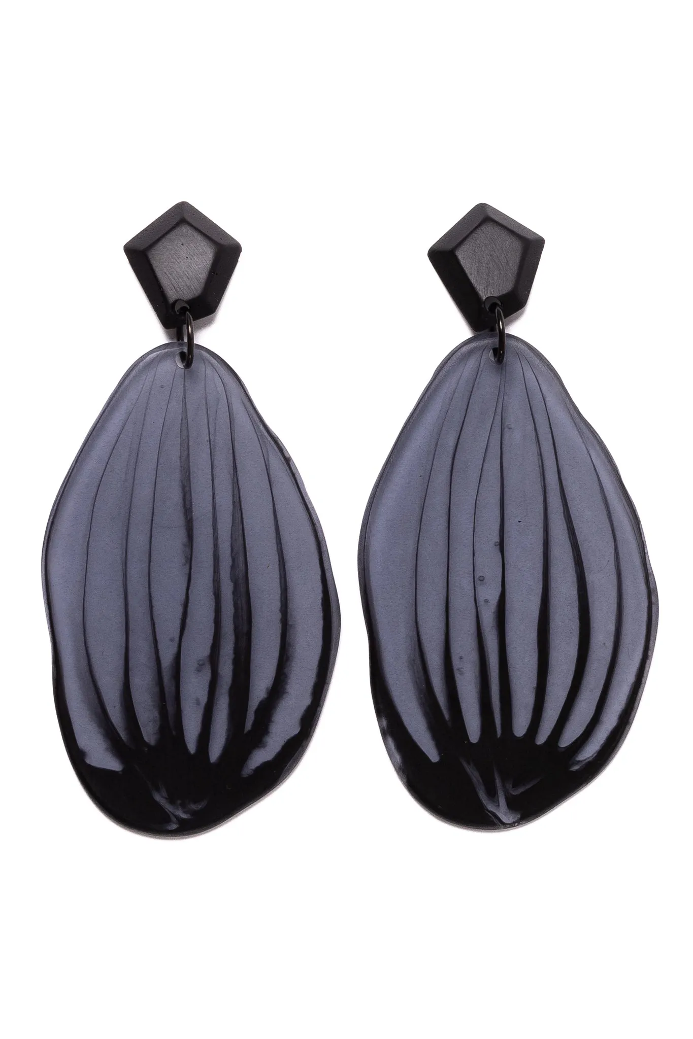 RAIN DROP EARRINGS