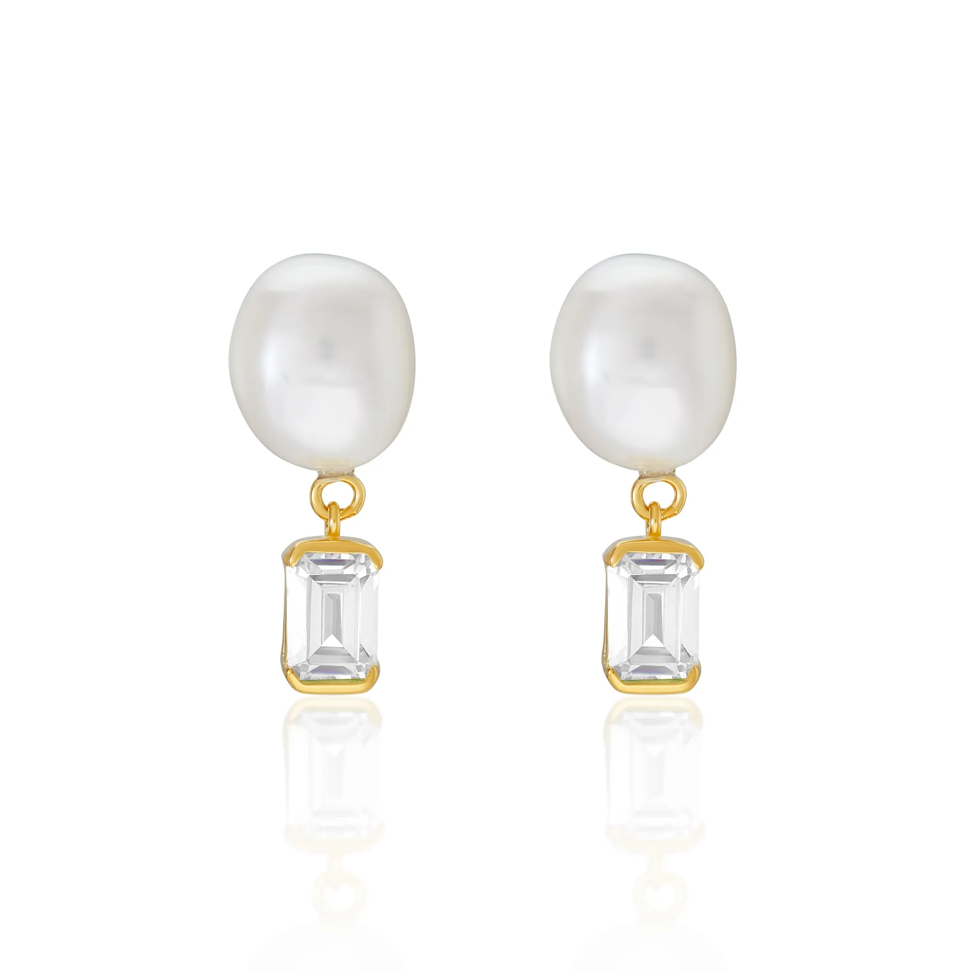 Scarlett Pearl Earrings