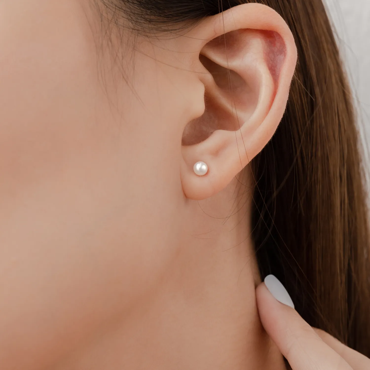 Silver Basic Pearl Studs