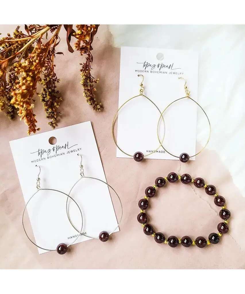 Simple Beaded Modern Gold Hoop Garnet