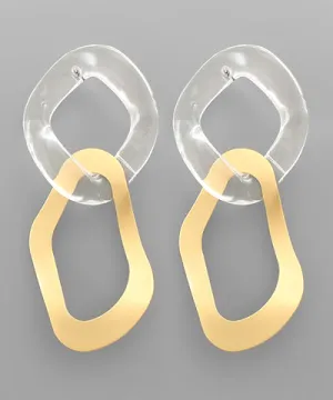 Single Chain & Geometric Earrings