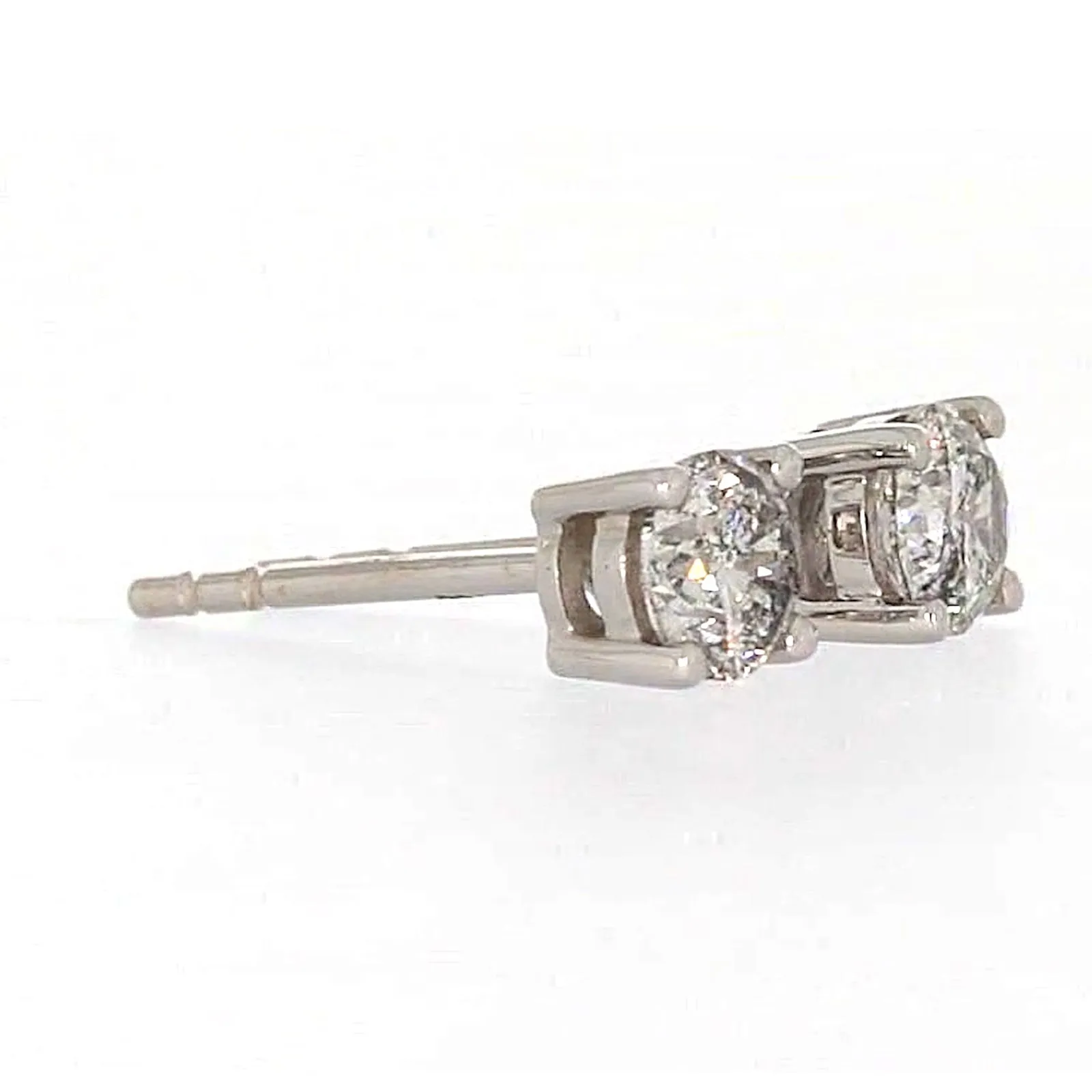 Solitaire 18ct White Gold Round Brilliant Cut with 1/2 Carat tw of Diamonds Studs