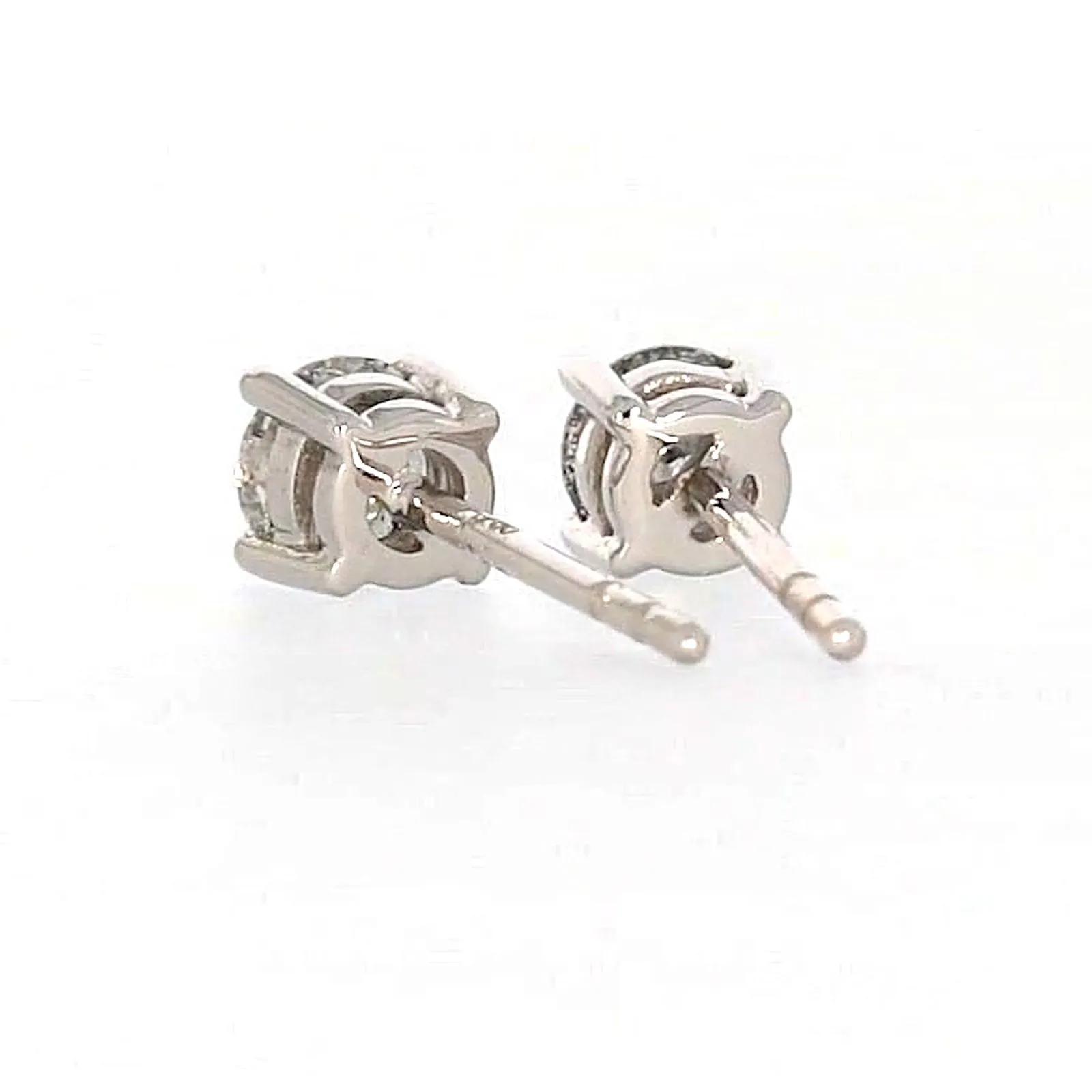 Solitaire 18ct White Gold Round Brilliant Cut with 1/2 Carat tw of Diamonds Studs