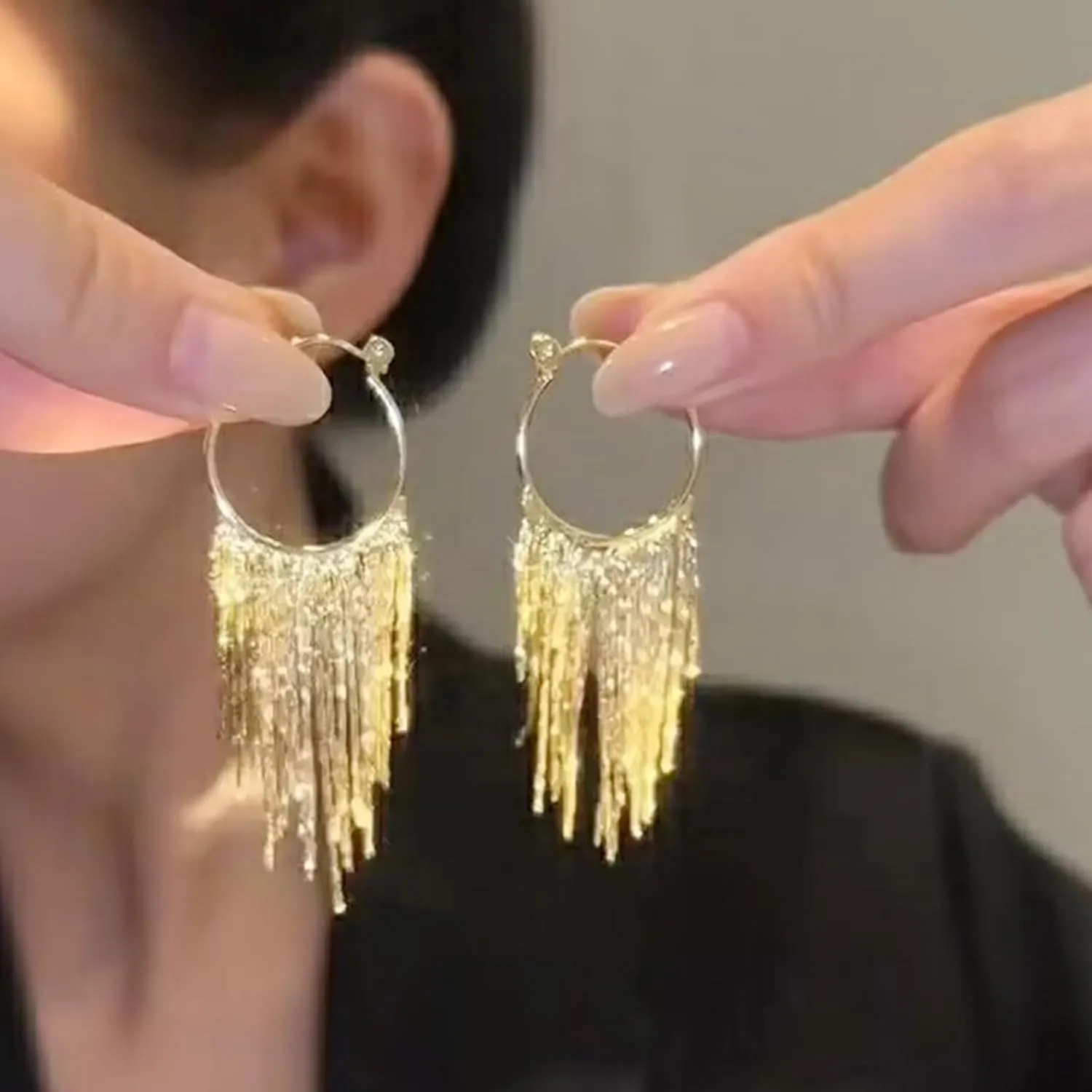 Sparkling Tassel Dangle Earrings Gold Long Tassel Earrings Minimalist Style Statement Earrings