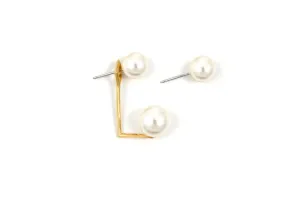 Stud Earrings w/floating pearl, Gold