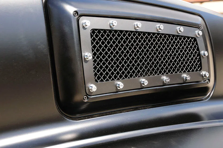 T-REX X Metal Series, Side Vent Grille - Powdercoat - 2004-2009 Chevy Kodiak