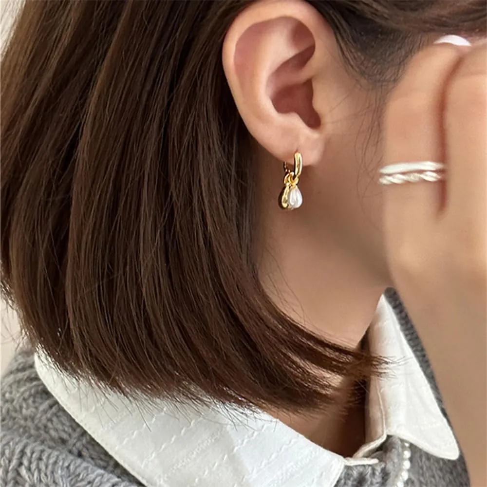 Teardrop Pearl Double Dangle Hoop Earring for Women Geometry Huggie Hoops Earrings Minimalist Waterdrop Dangling Drop Charm Earrings