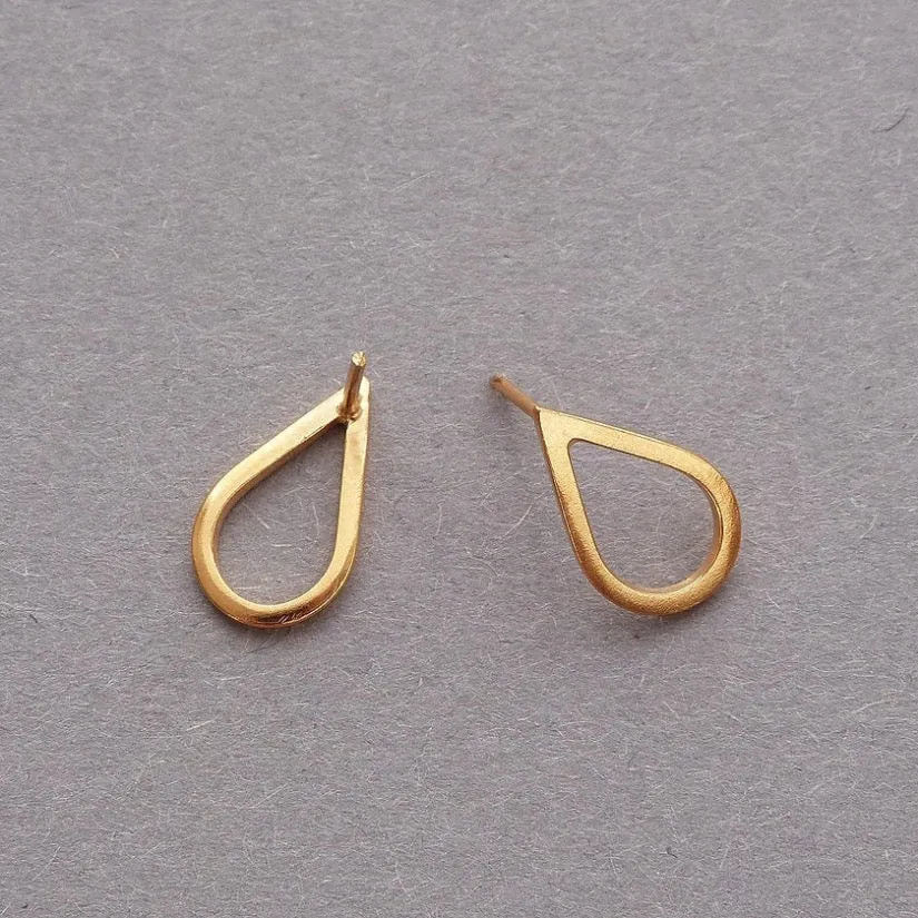 Teardrop Stud Earrings Gold