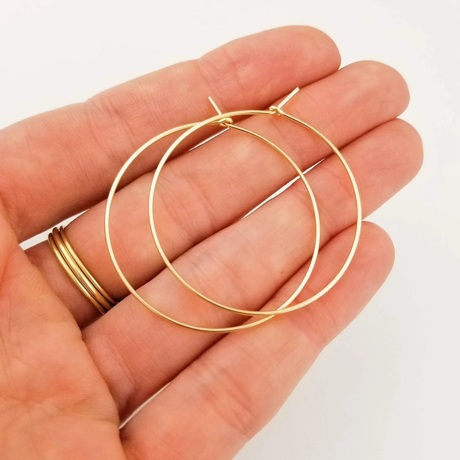Thin Medium Solid 14k Gold Hoop Earrings for Women, Lightweight Minimal Everyday Earrings 1.5 Inch