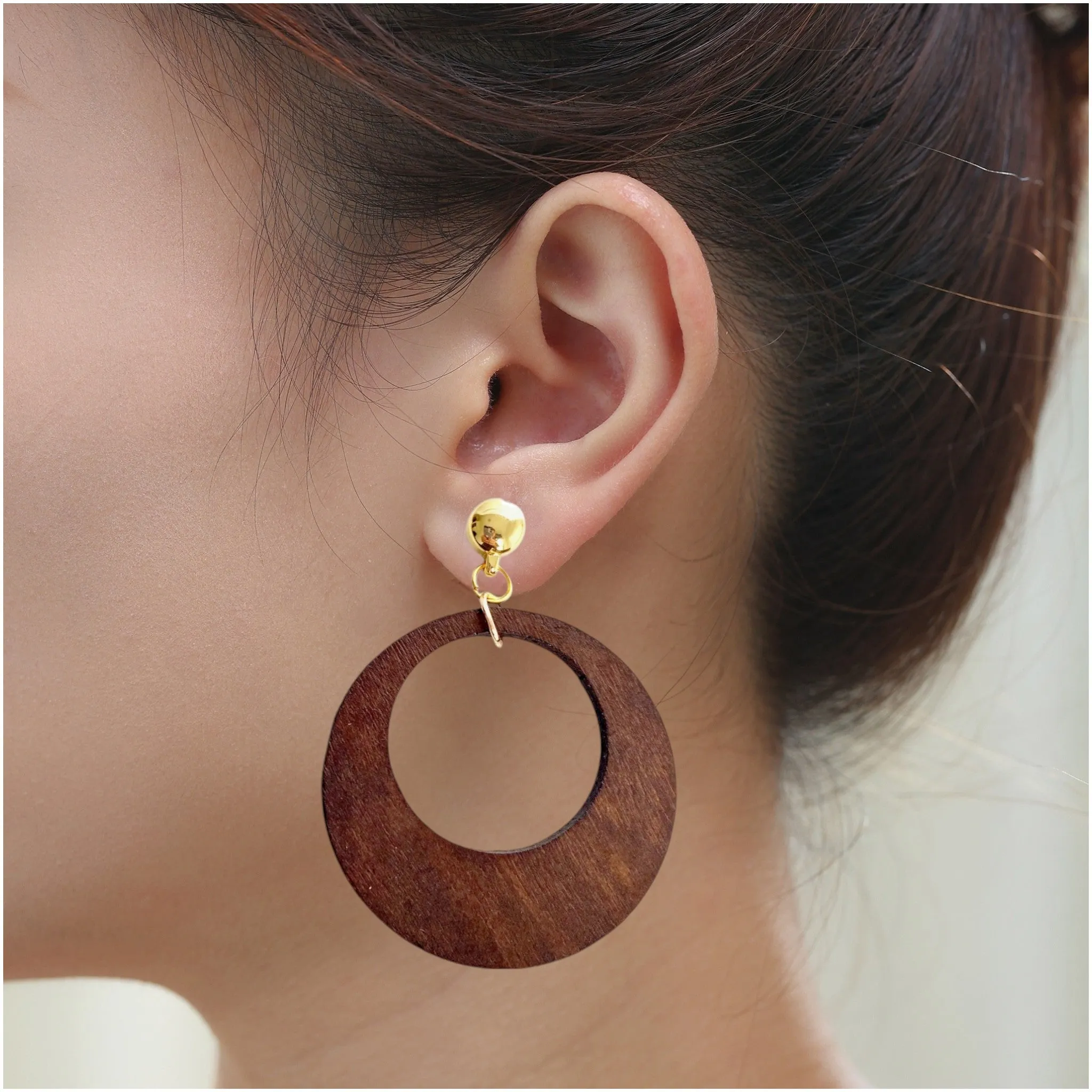 TI-GO Hanging wooden hoop