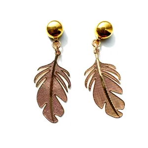 TI-GO Stylized monstera leaf earring