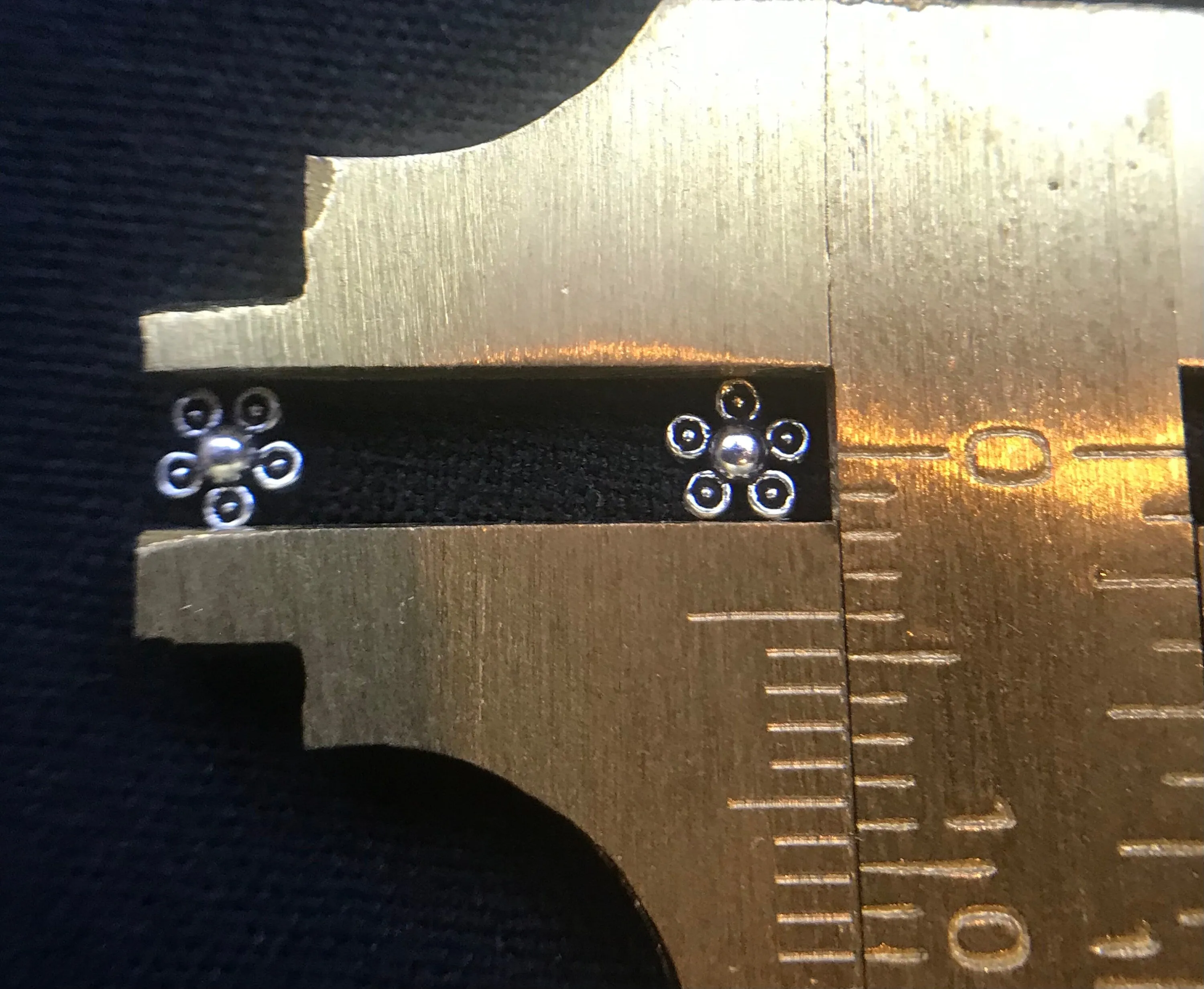Tiny flower Sterling Silver 925 earrings - TSE005