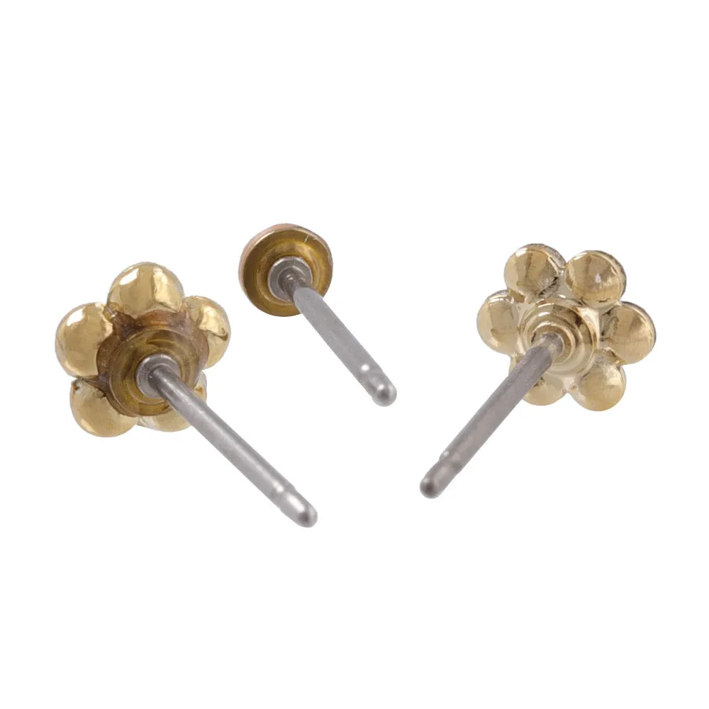 Tiny Flower Stud Set