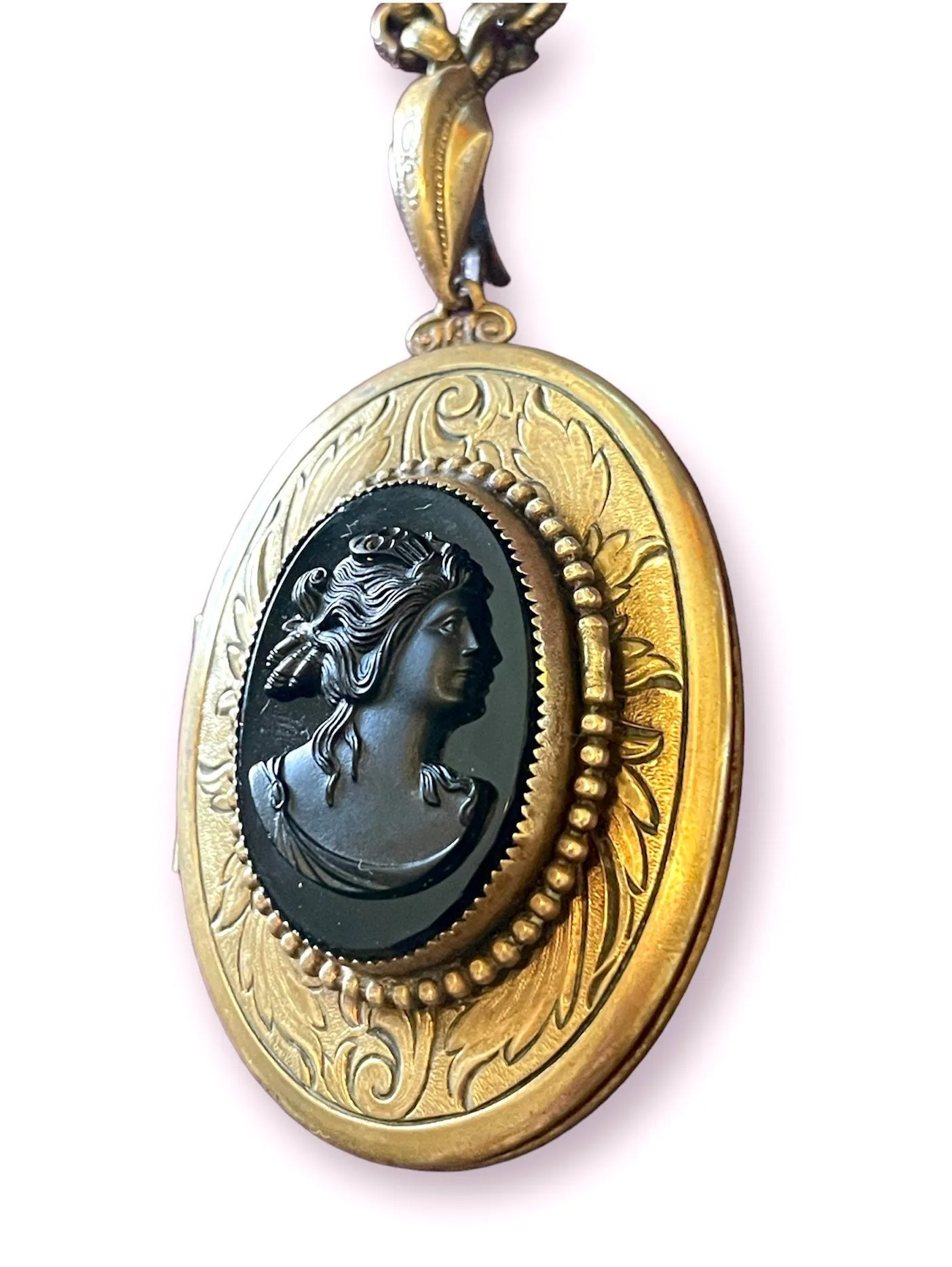 Vintage Brass Engraved Black Glass Mourning Cameo Locket