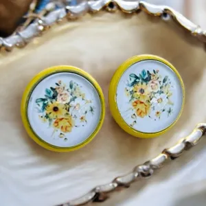 Vintage-Inspired Floral Stud Earrings – 12mm Yellow & White Resin Earrings, Handmade Cottagecore Jewelry