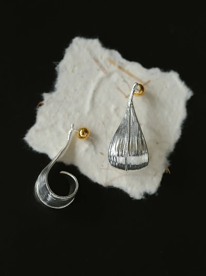 Vintage Striped Curled Leaf Drop Earrings