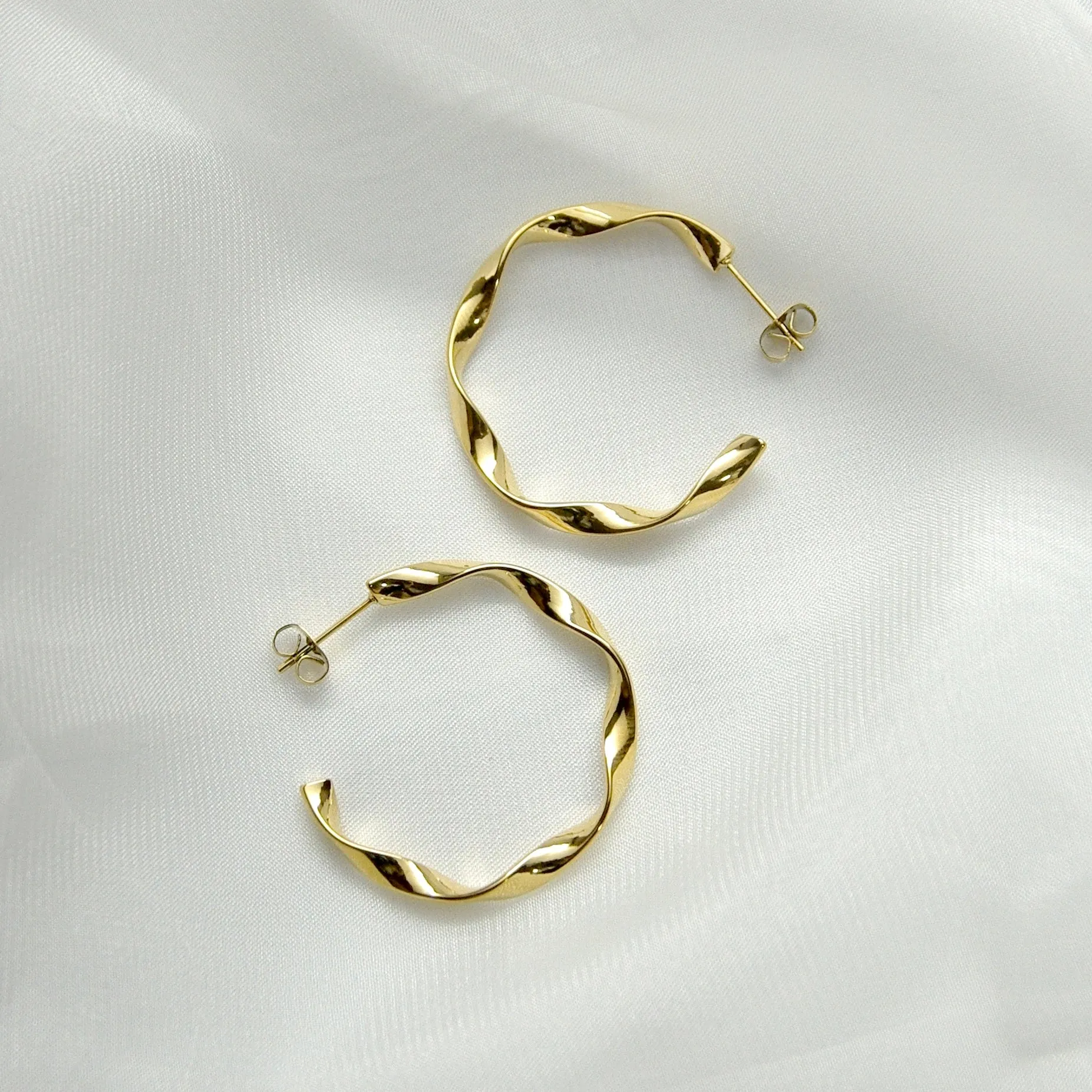 Wavy Hoop Earrings