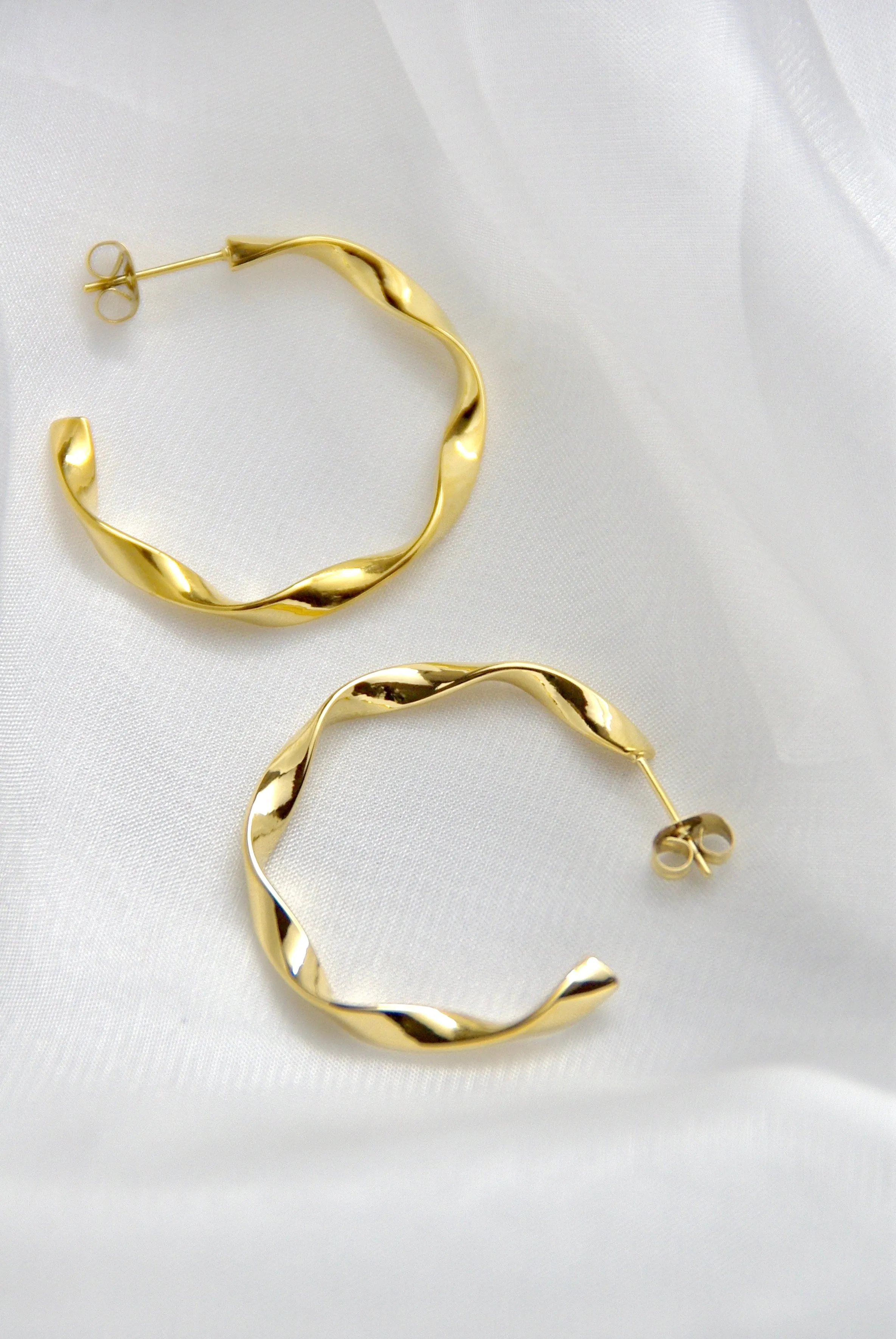 Wavy Hoop Earrings