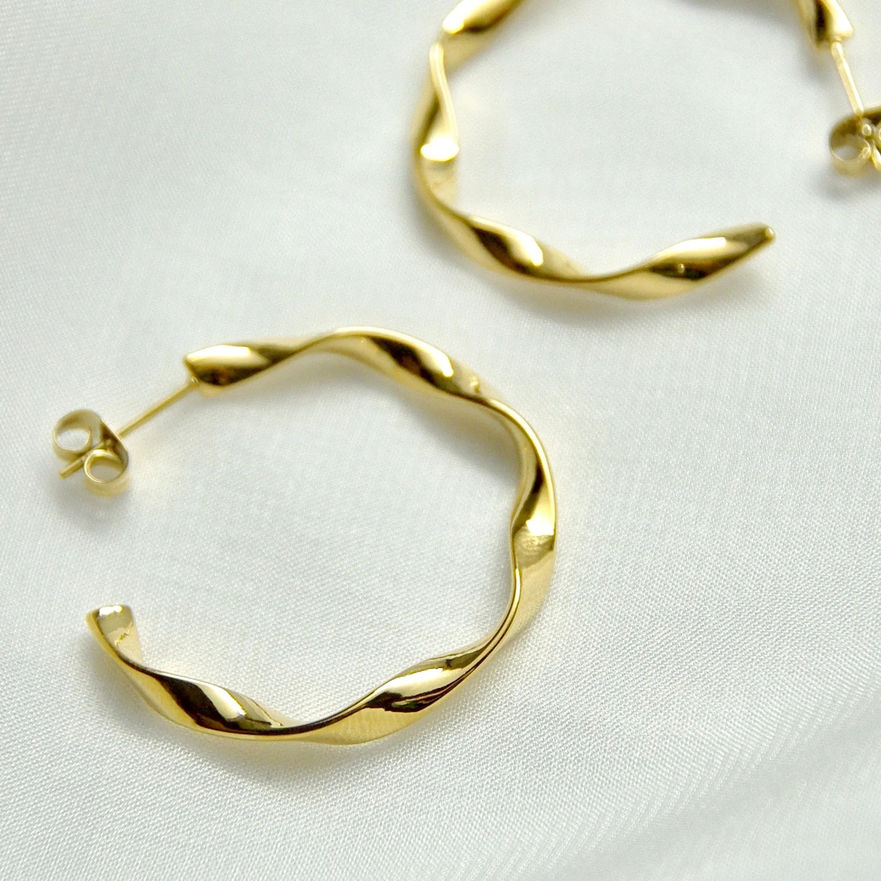 Wavy Hoop Earrings