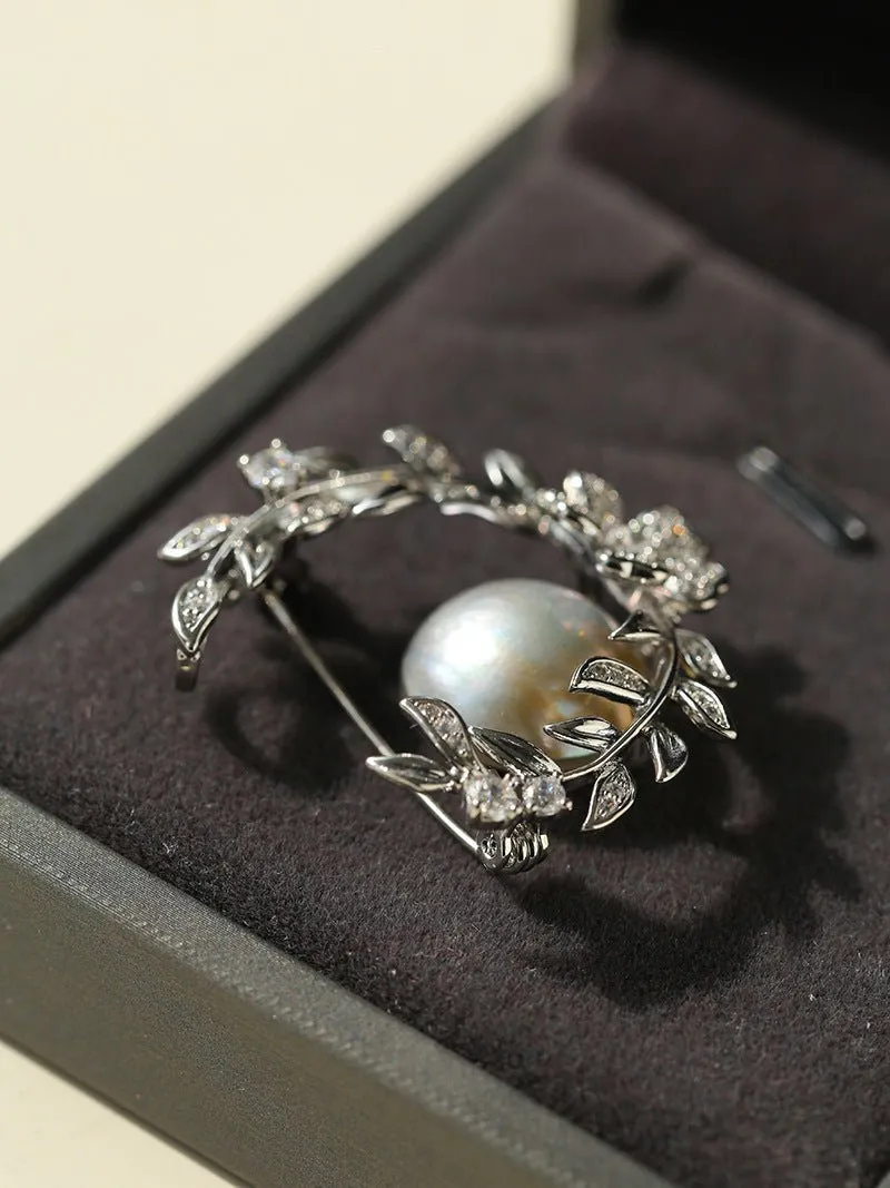 Wheat Spike Gray Mabe Pearl Brooch