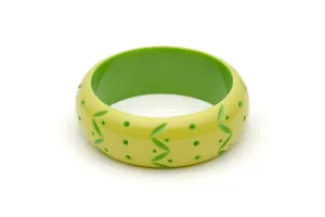 Wide Zest Carved Duchess Bangle